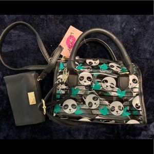 Super cute Betsy Johnson bag with mini wallet ✨